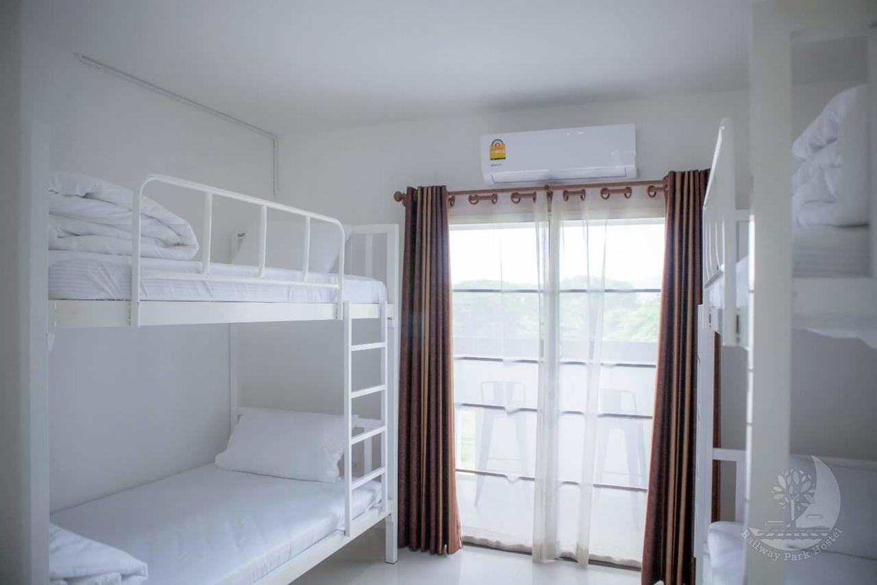 Railway Park Hostel Chiang Mai Exterior photo